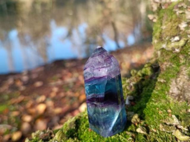 tour de fluorite multicolore